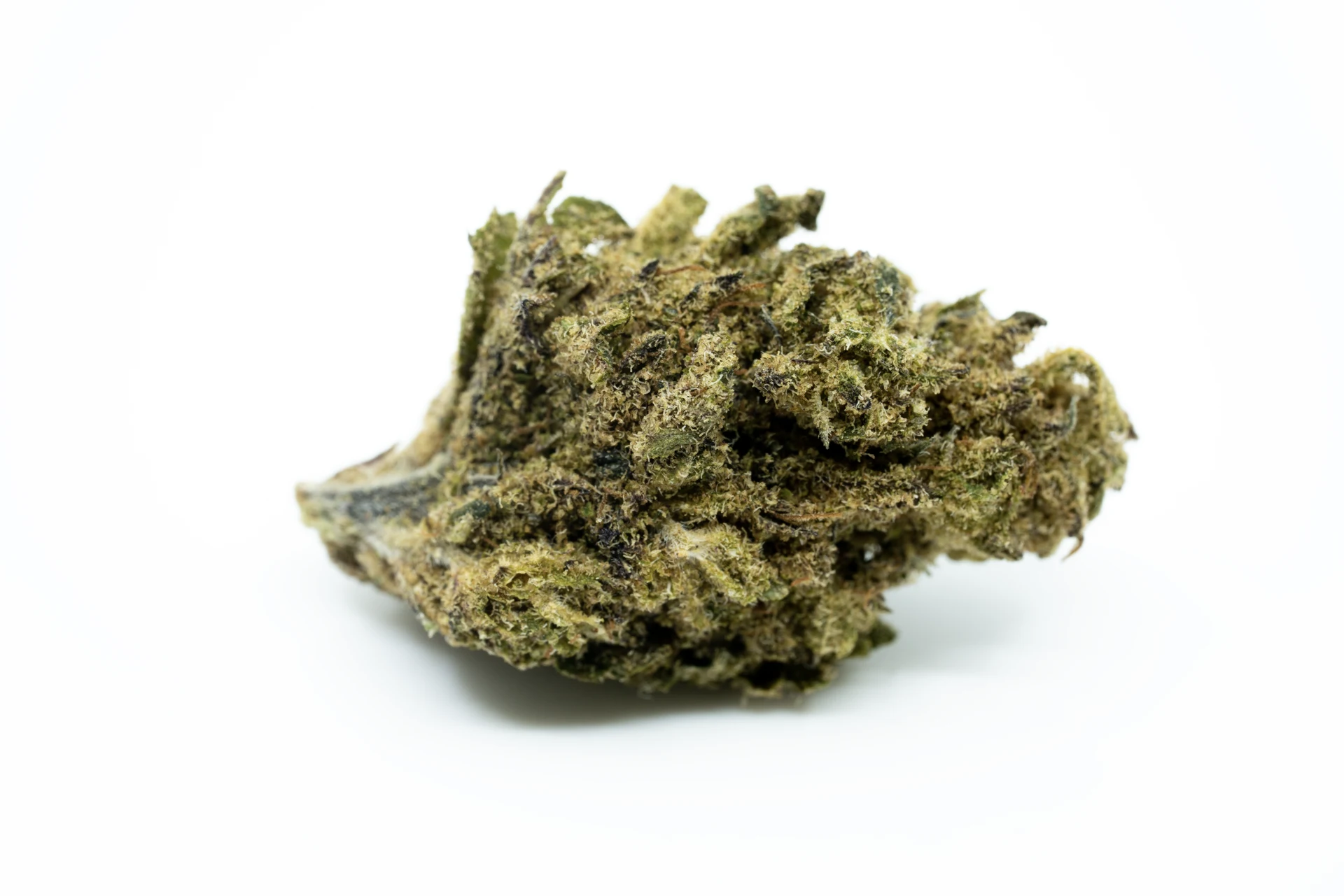 recannes-1-17-cannabisblueten-greensby